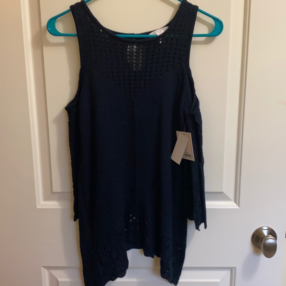 Navy blue knitted top
